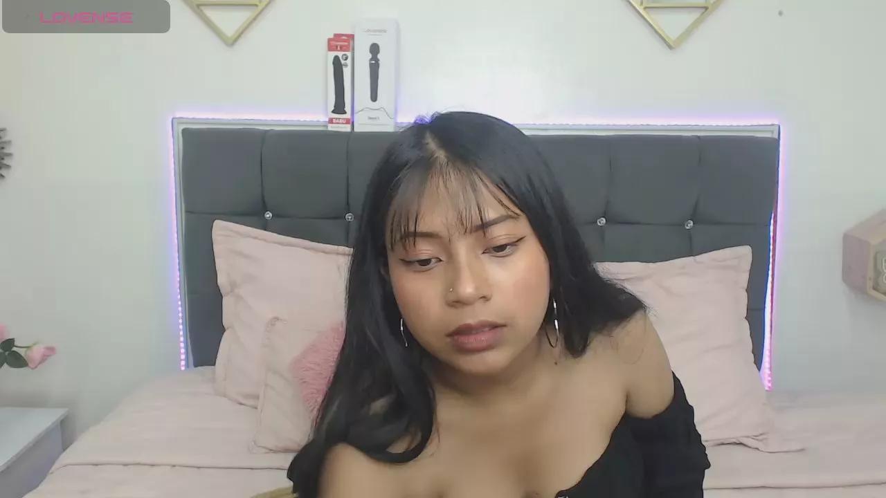 lilycute__ from Cam4