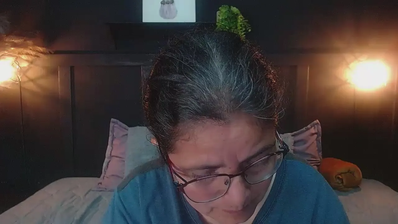 Offline Linda_banks_ on Cam4