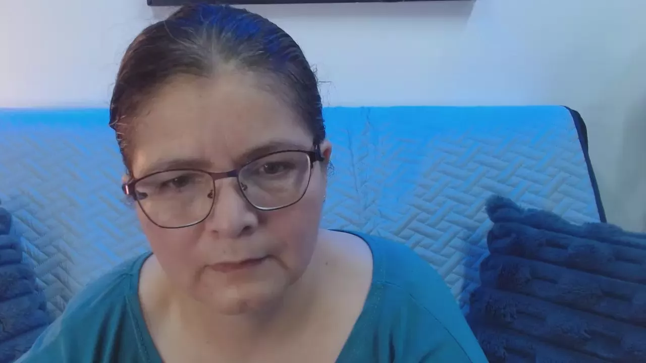 Offline Linda_banks_ on Cam4