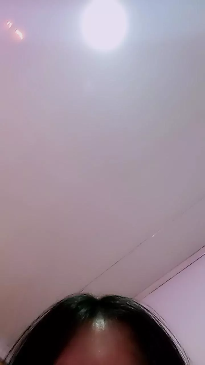 Offline Lindafox99 on Cam4