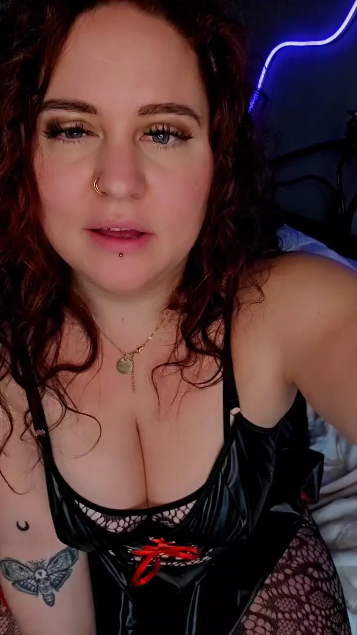 Littledarksnow on Cam4