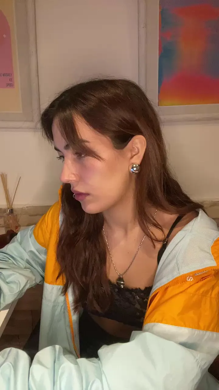 Offline littlethy on Cam4