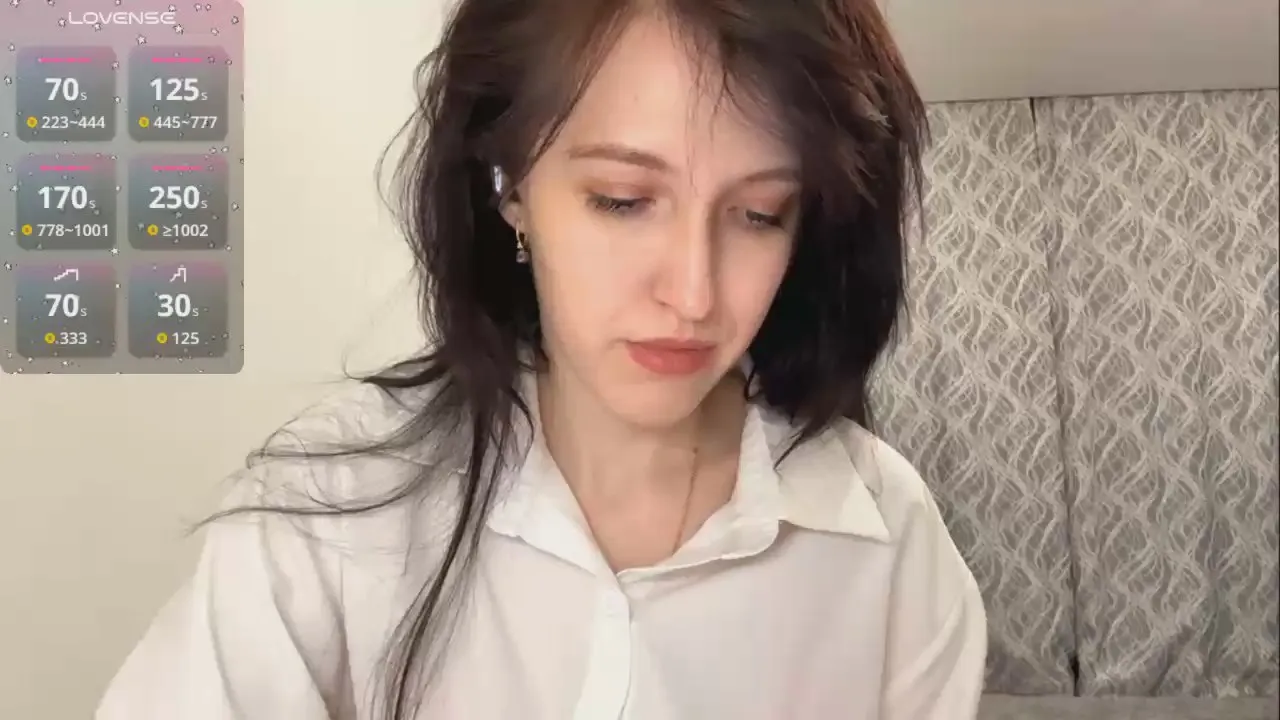 Offline LoganSchuchman on Cam4