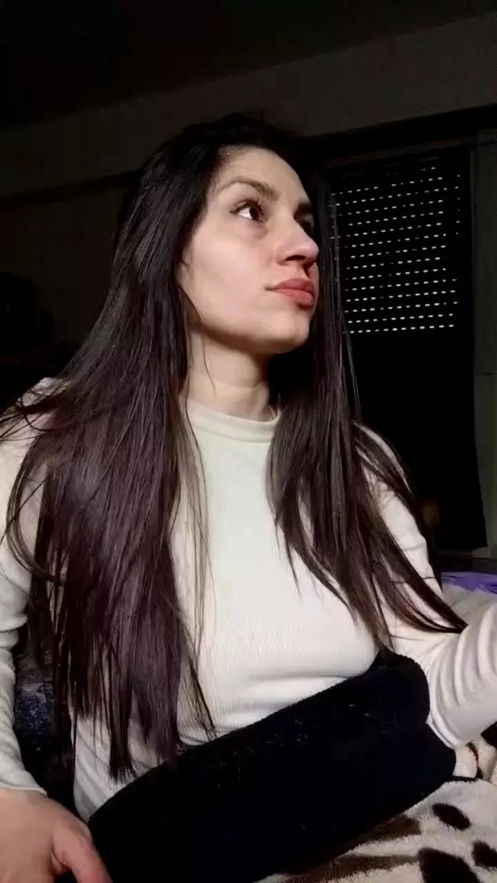 Offline LolatuMiel on Cam4