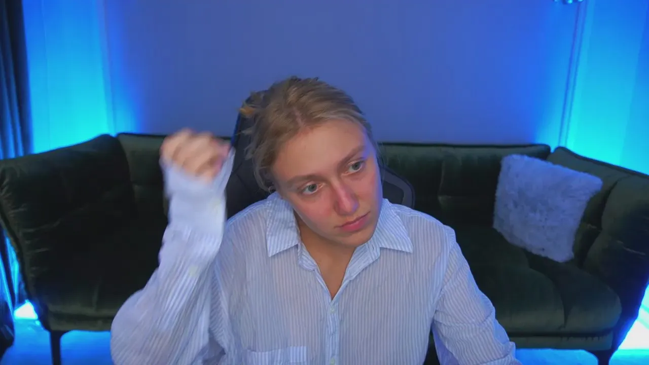 Freechat LollyLuxe on Cam4