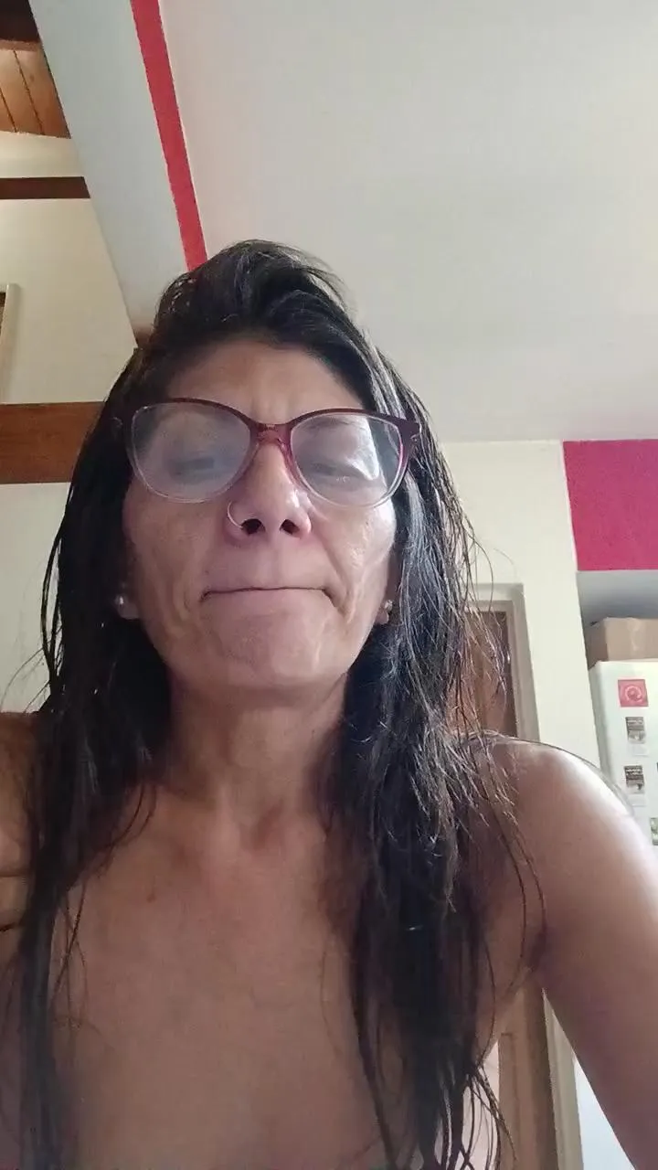 Offline loniegotodo on Cam4