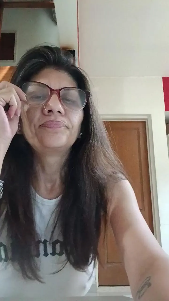 Offline loniegotodo on Cam4