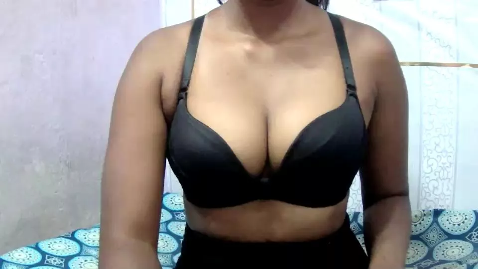 Freechat LoonaExotica on Cam4