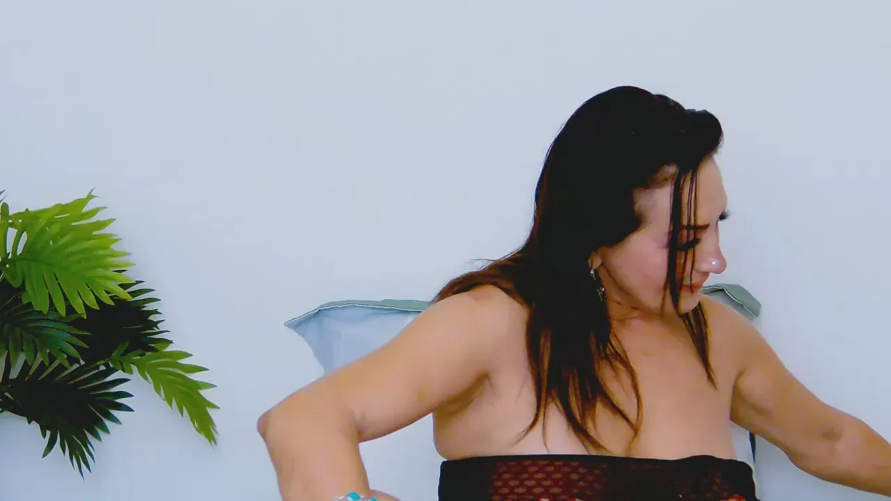 Freechat lorena422_xxx on Cam4