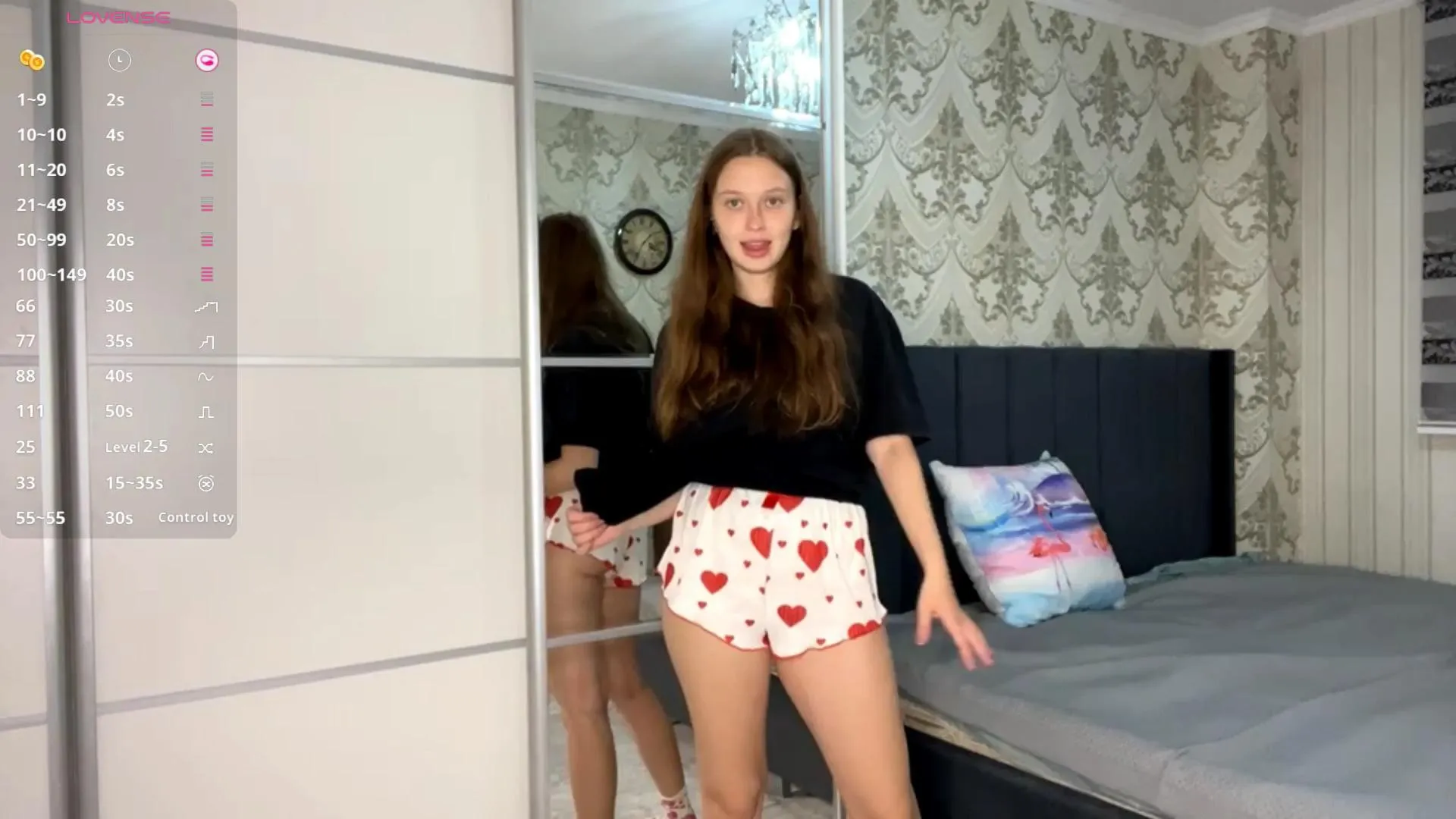 Offline LouveniaBlatz on Cam4