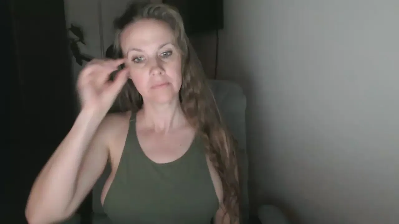 Offline LoVe_On on Cam4