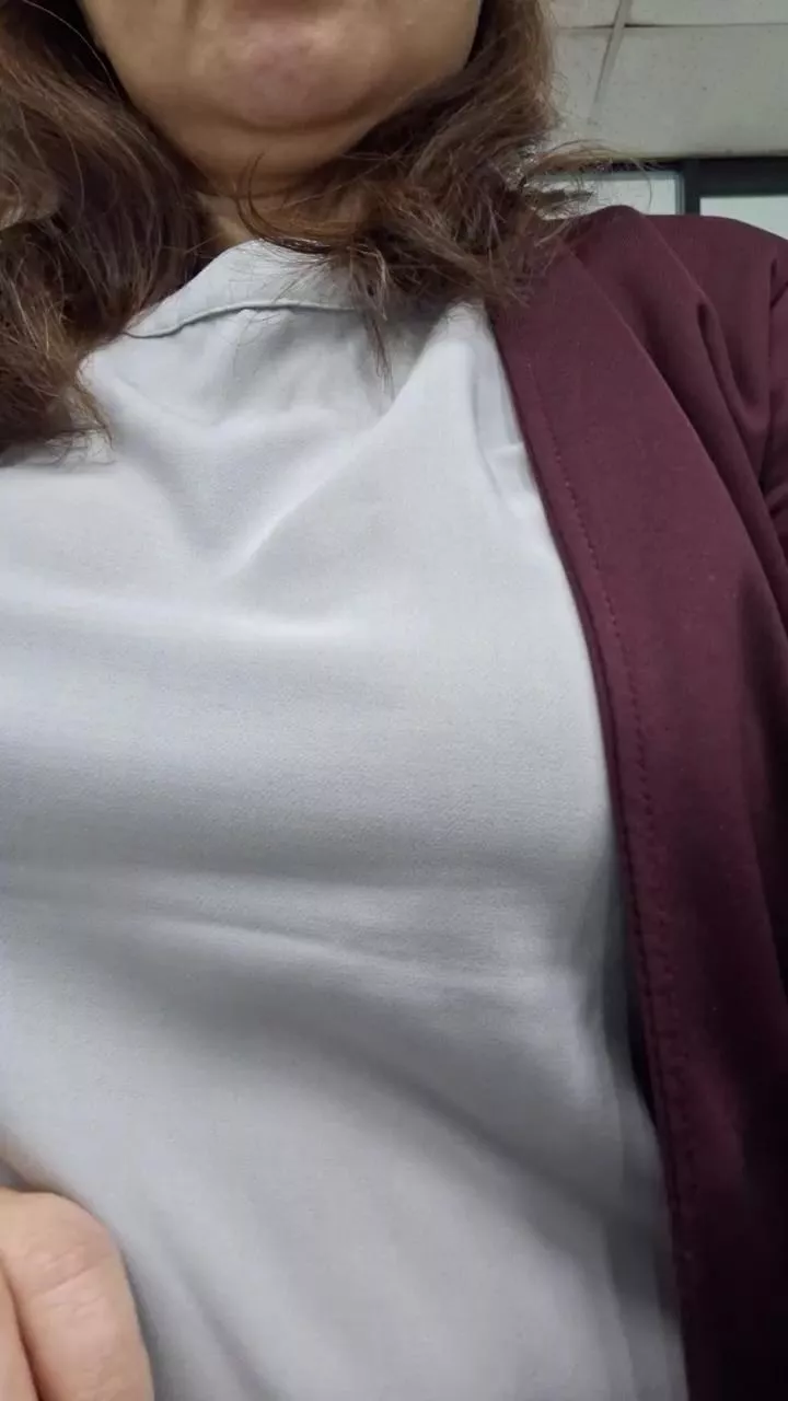 Offline Lovelynhing88 on Cam4