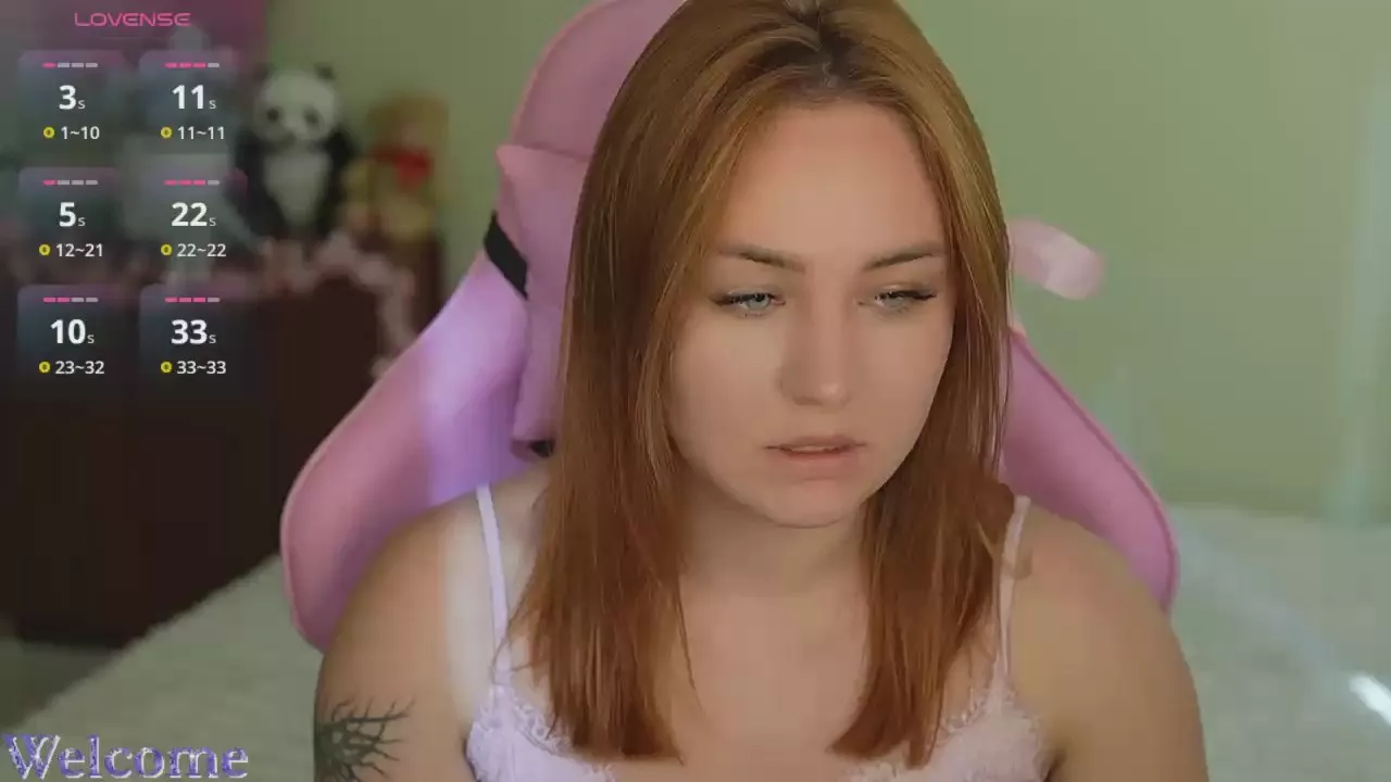 Offline LovelyyBell on Cam4