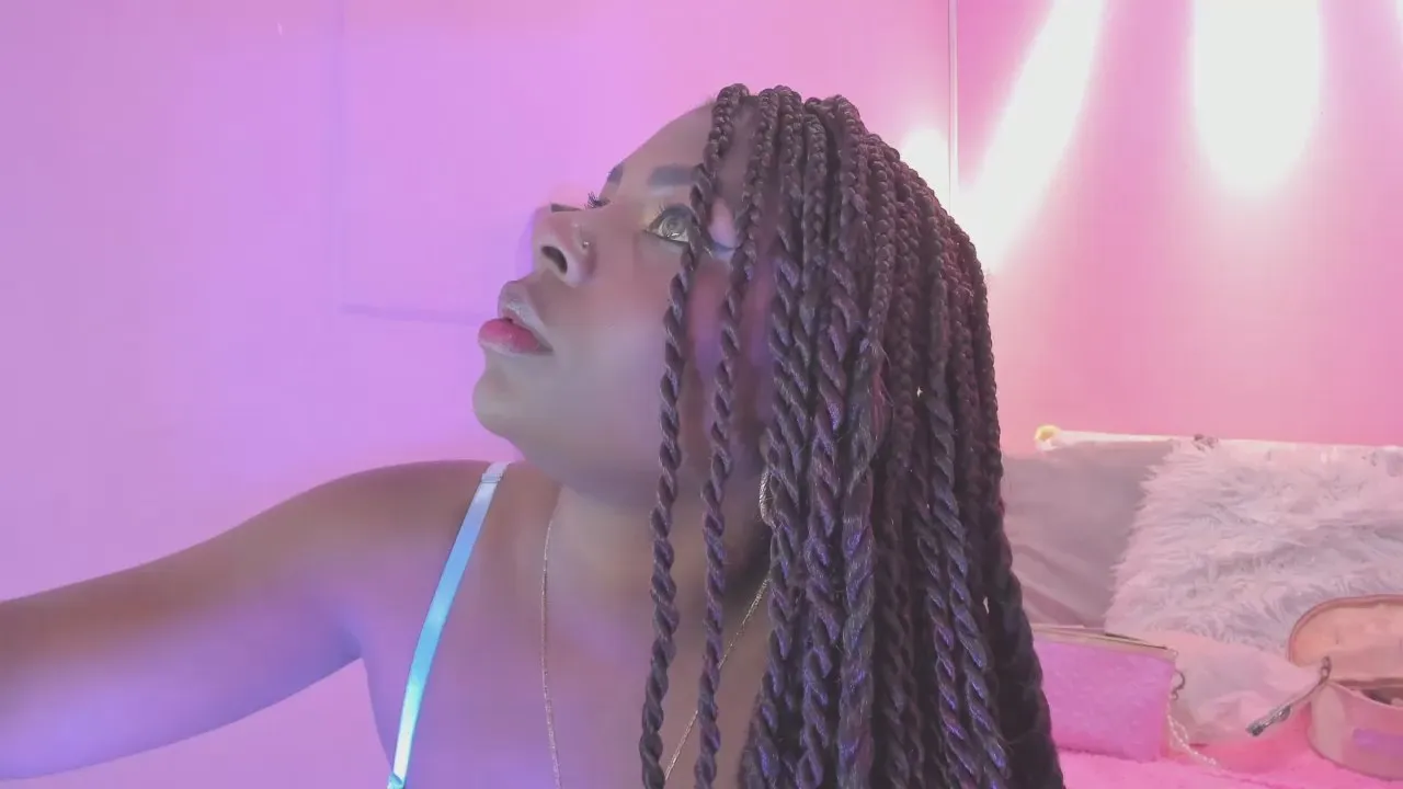 Offline LoveQueen2 on Cam4