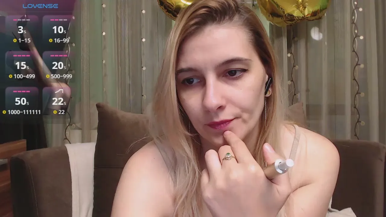 Offline lovingfeetheels on Cam4