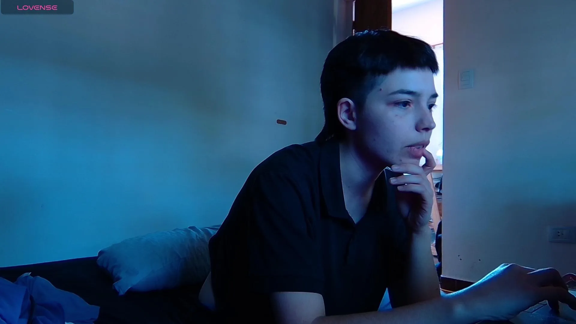 Offline lu_lu_9 on Cam4