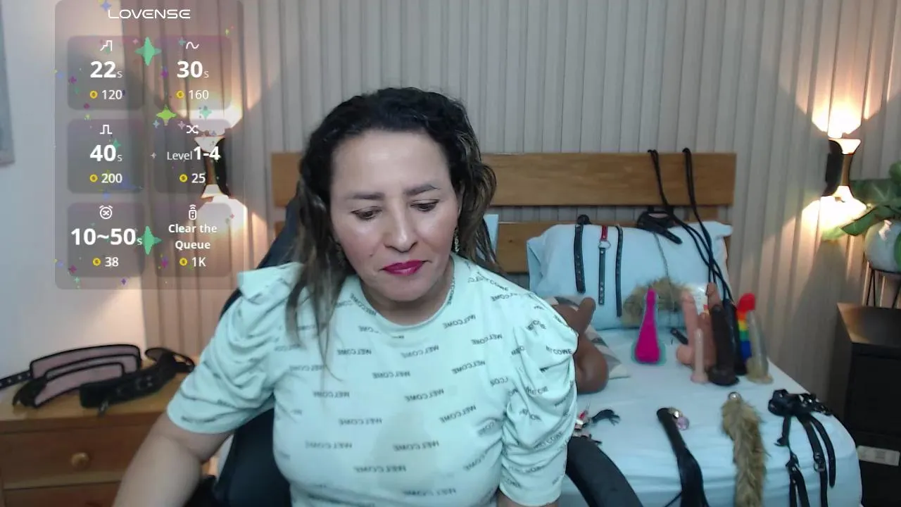 Offline luciana_balest on Cam4