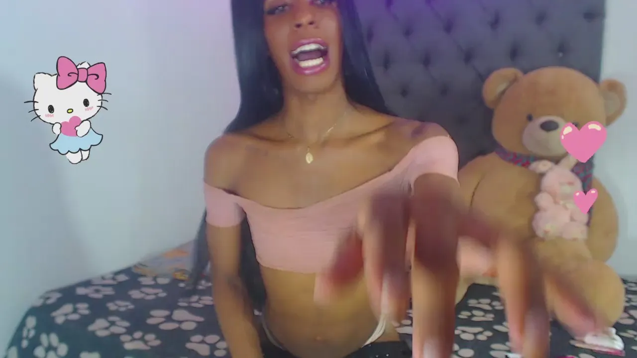 Offline lucianadolll on Cam4