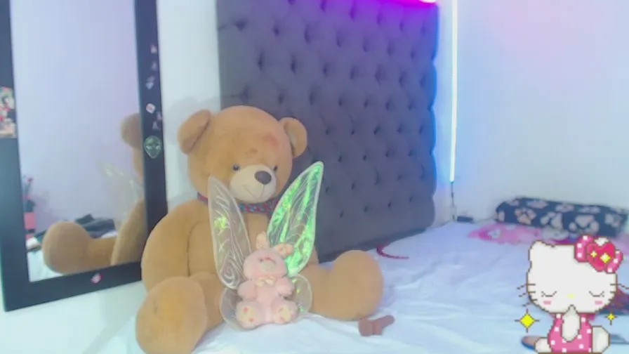 Offline lucianadolll on Cam4