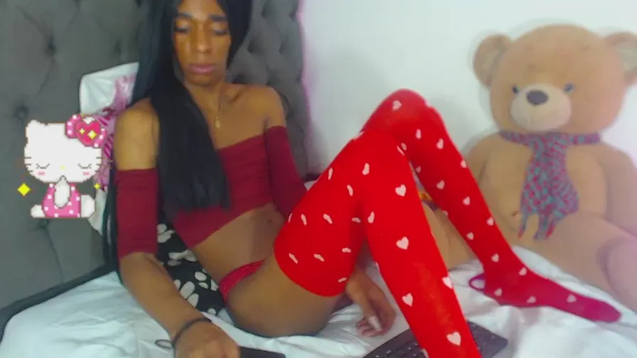 Offline lucianadolll on Cam4