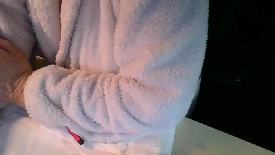 Offline Luciema on Cam4