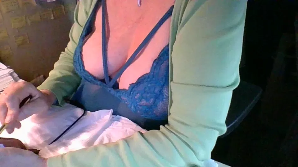 Offline Luciema on Cam4