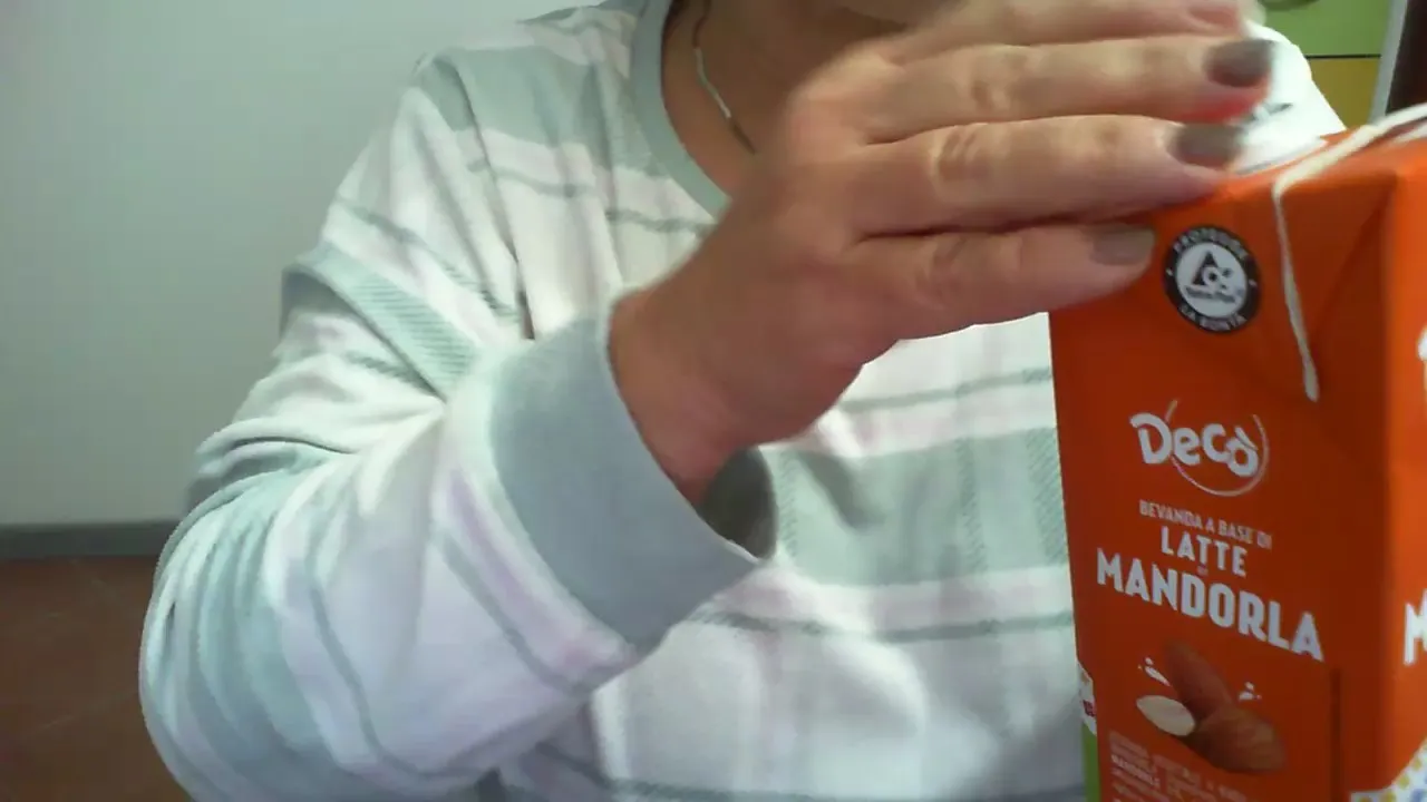 Offline lucifora on Cam4