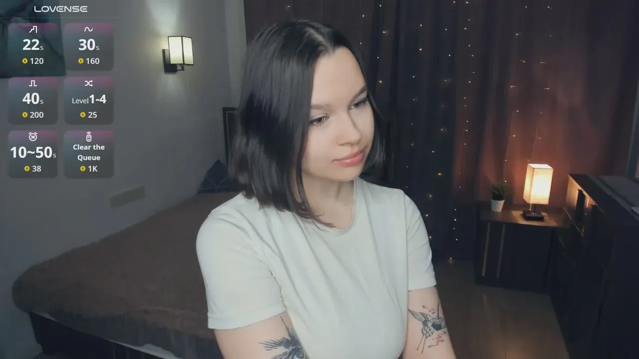 Offline LudieWhitsell on Cam4