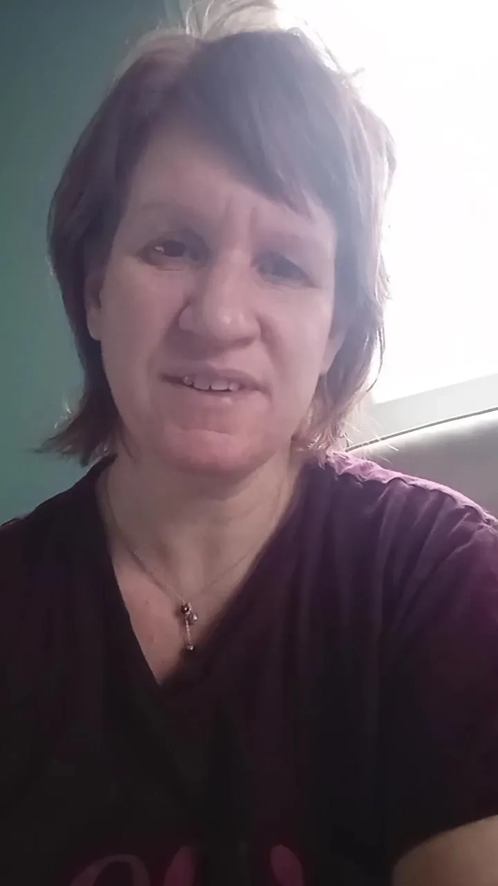 Offline Luluchatte on Cam4