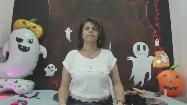 Offline Luna_smit_ on Cam4