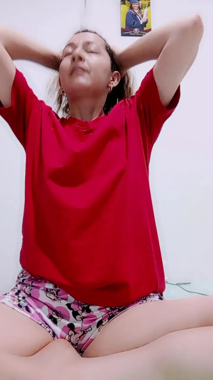 Offline Lunadirty_ on Cam4