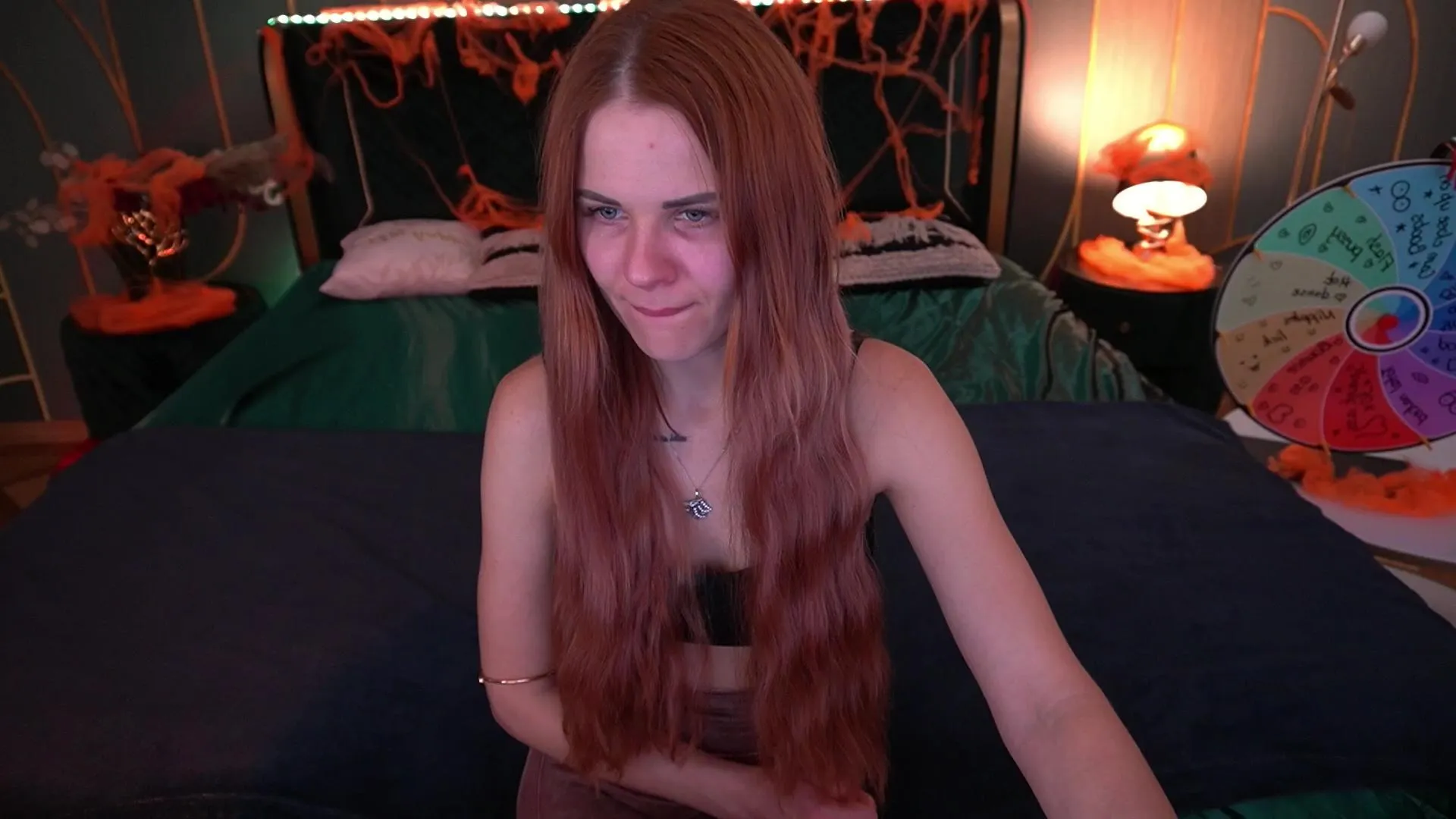 Offline LunaLicks on Cam4