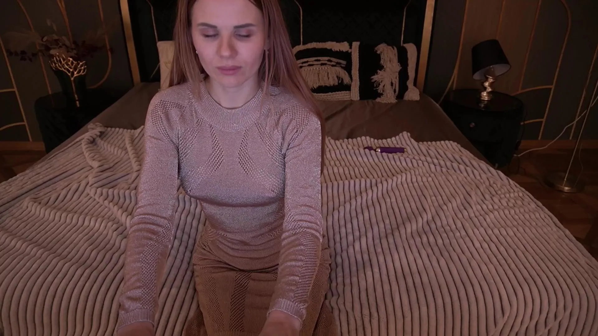 Offline LunaLicks on Cam4