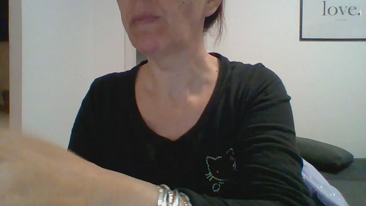 Freechat Lunamaya7 on Cam4