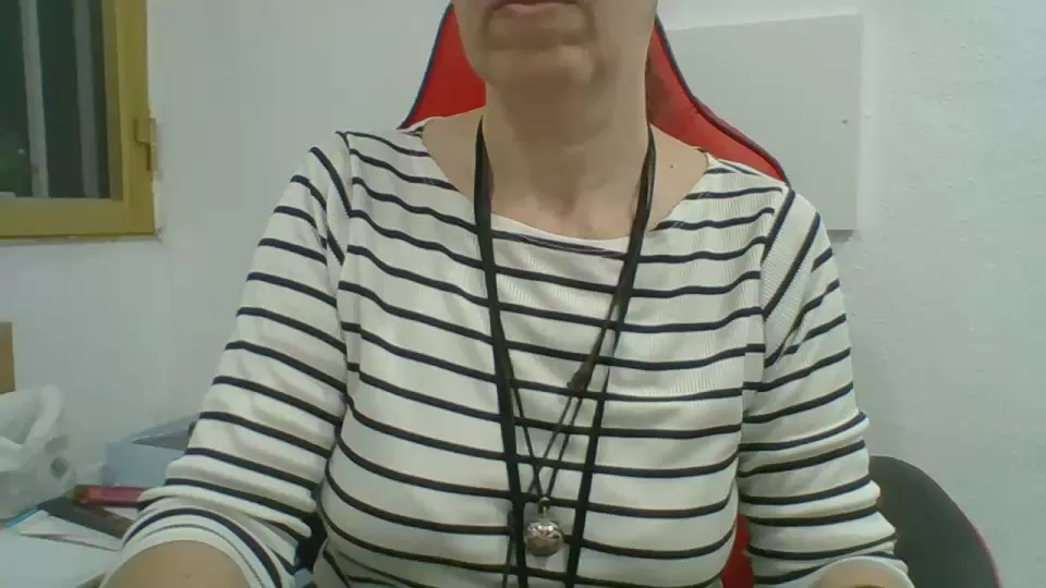 Freechat Lunamaya7 on Cam4