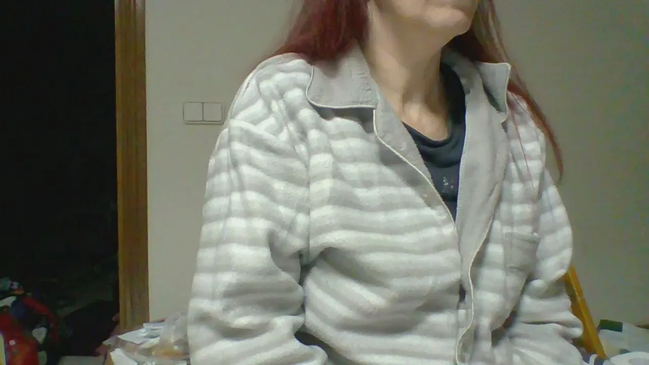 Freechat Lunamaya7 on Cam4