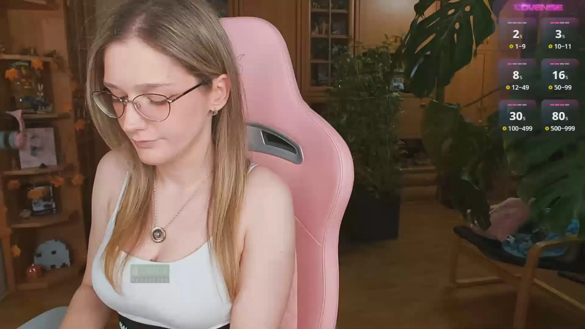 Offline LunaNicole on Cam4