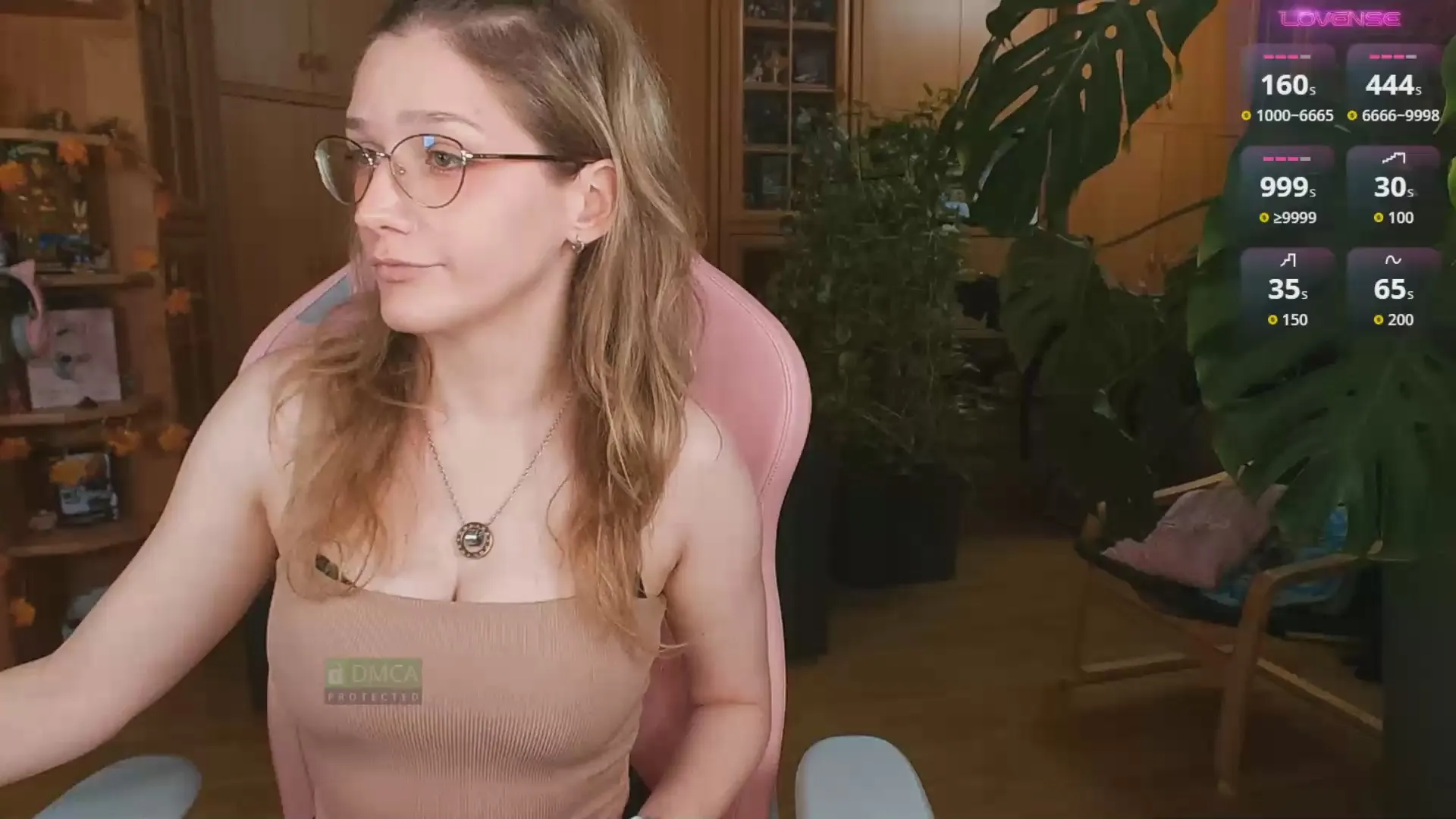 Offline LunaNicole on Cam4