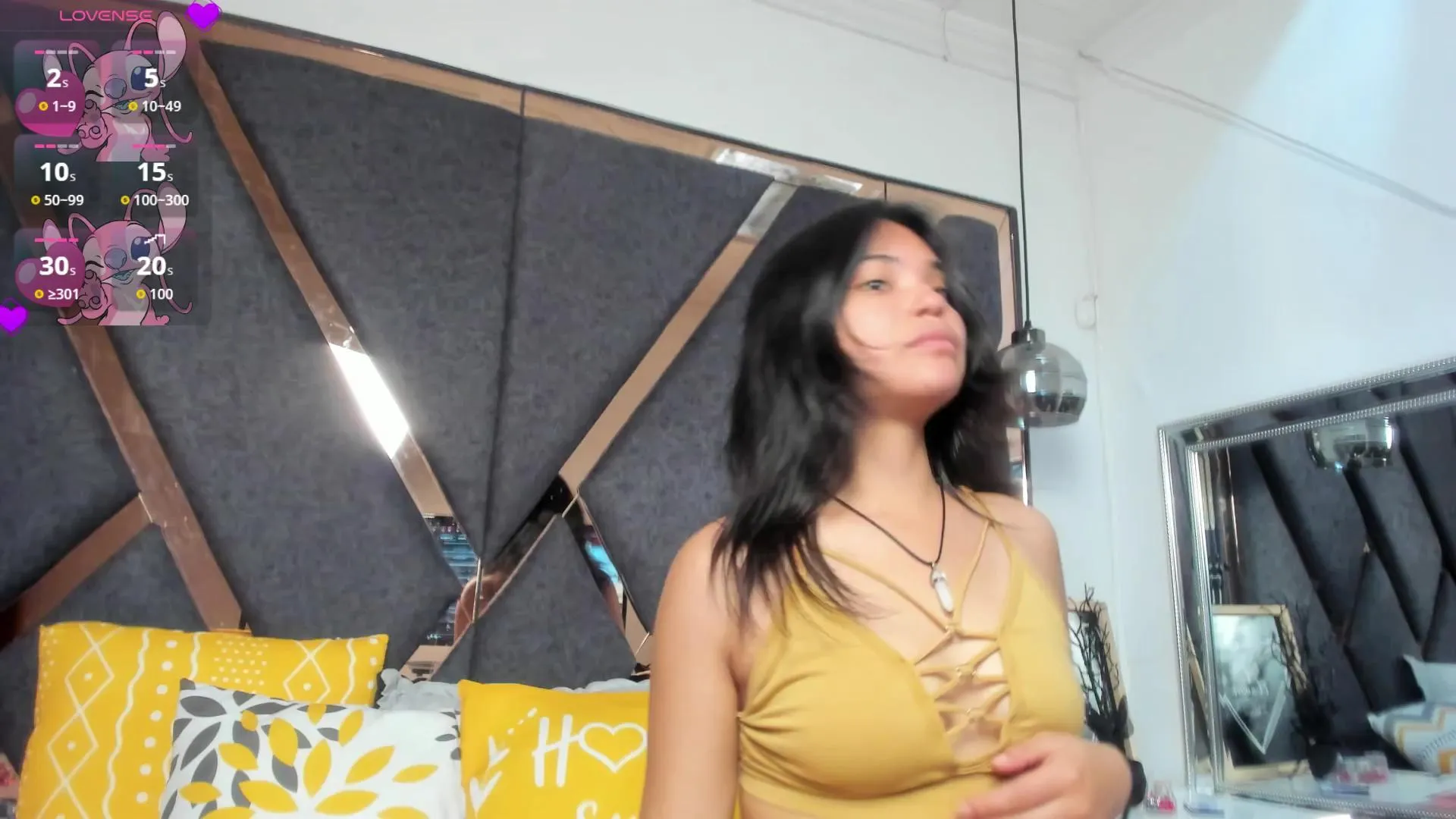 Offline Lunateen_ on Cam4