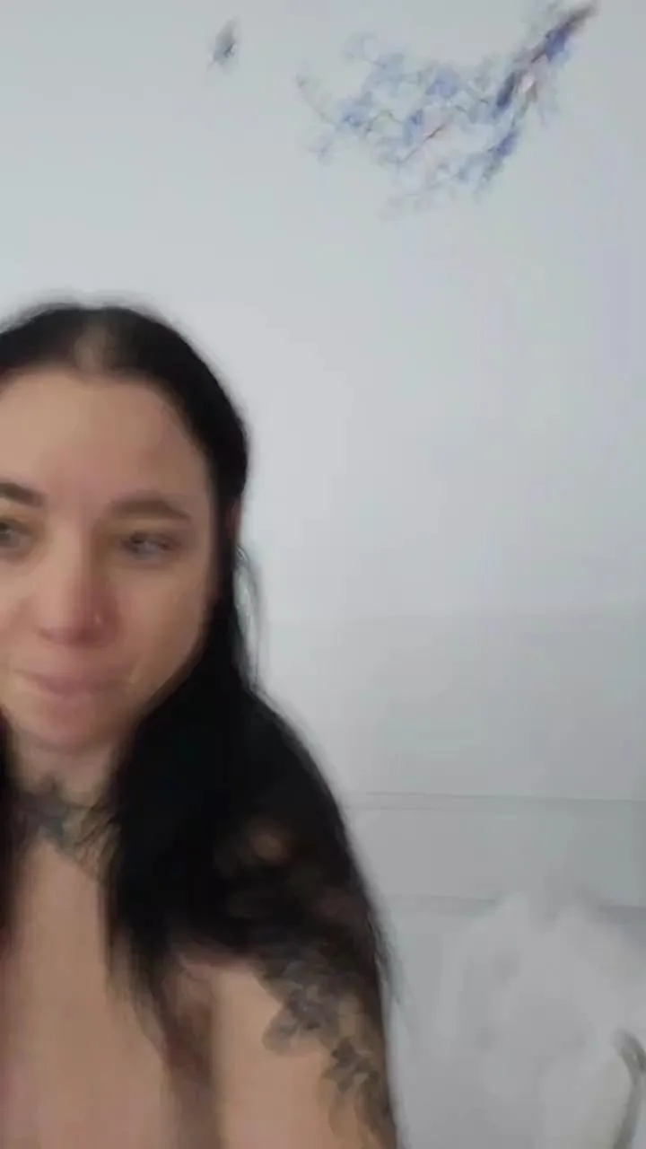 Offline lunaticminx on Cam4