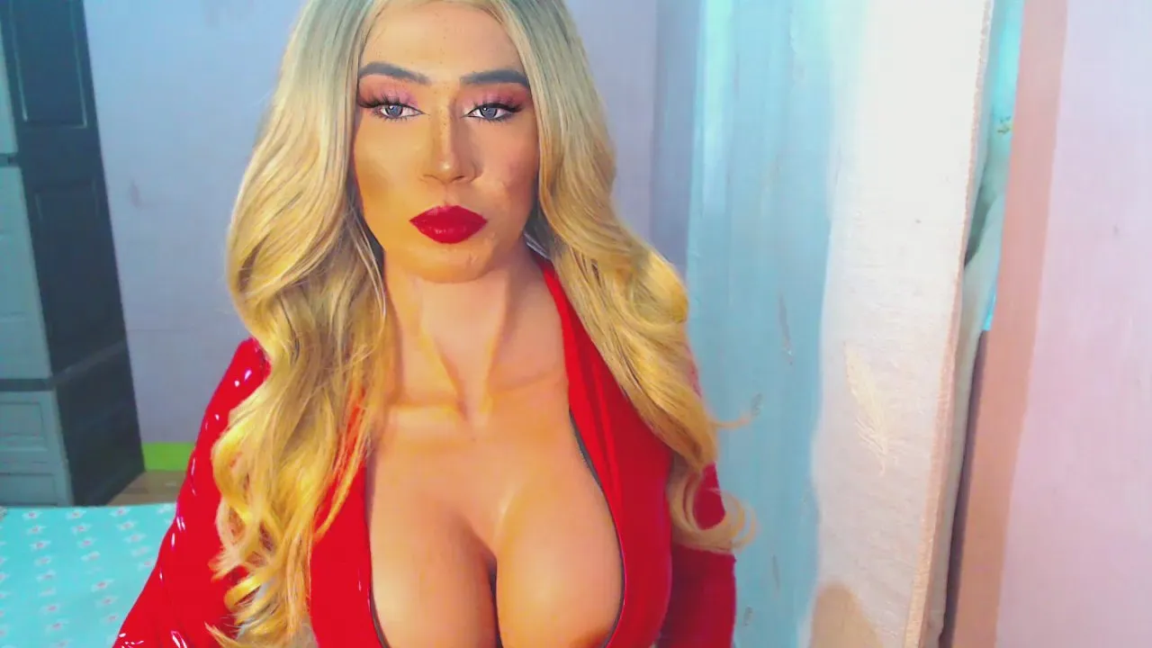 Offline lustyscarlette on Cam4