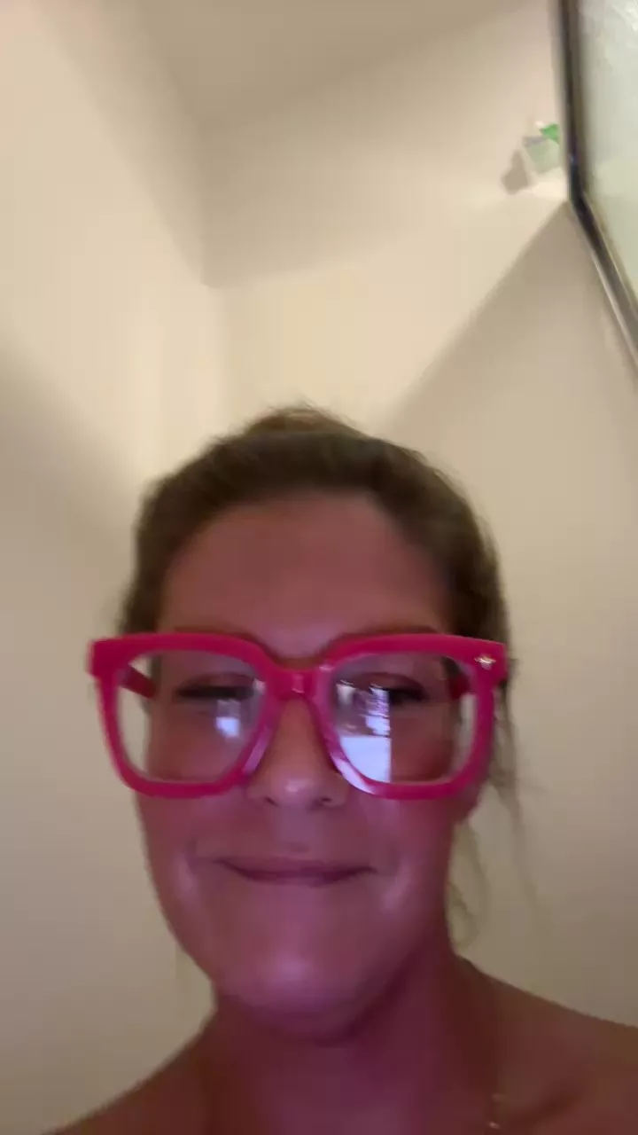 Offline Lynniexo on Cam4