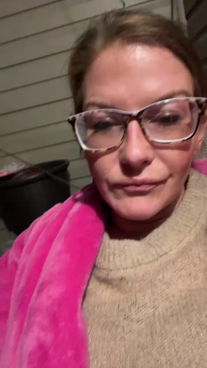 Offline Lynniexo on Cam4