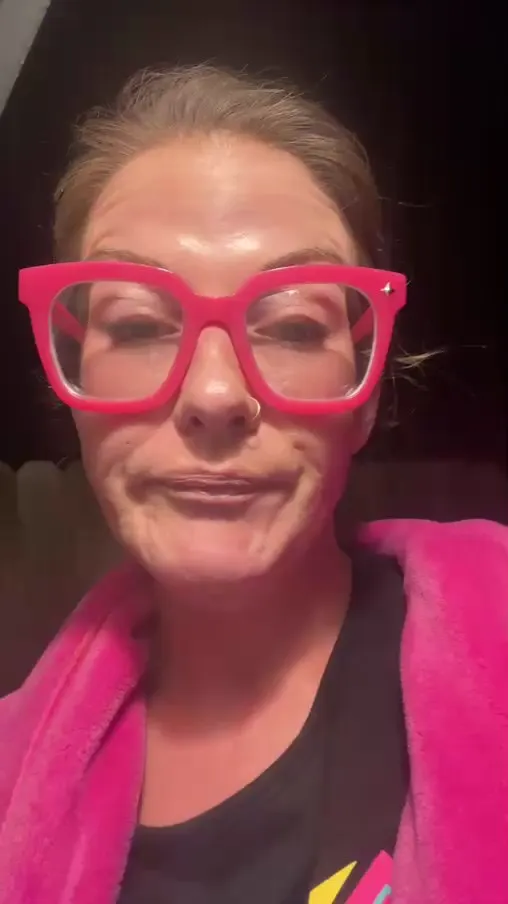 Offline Lynniexo on Cam4