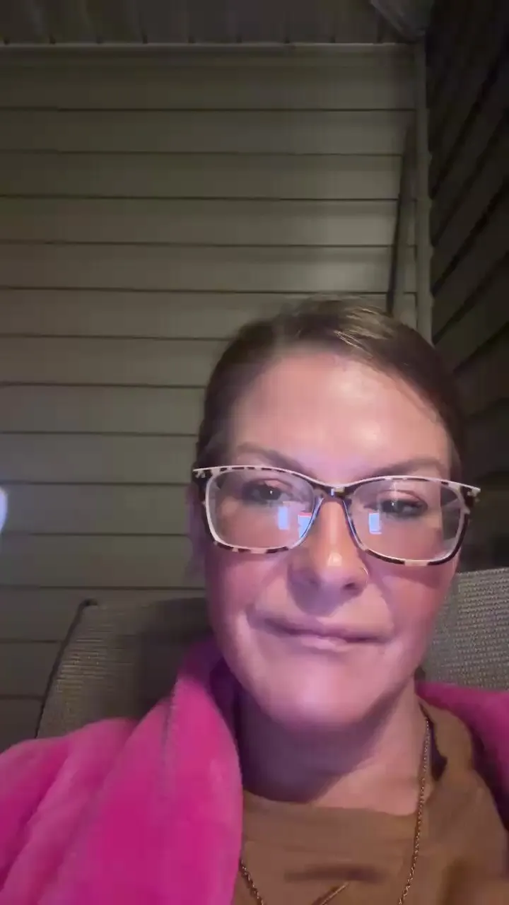 Offline Lynniexo on Cam4