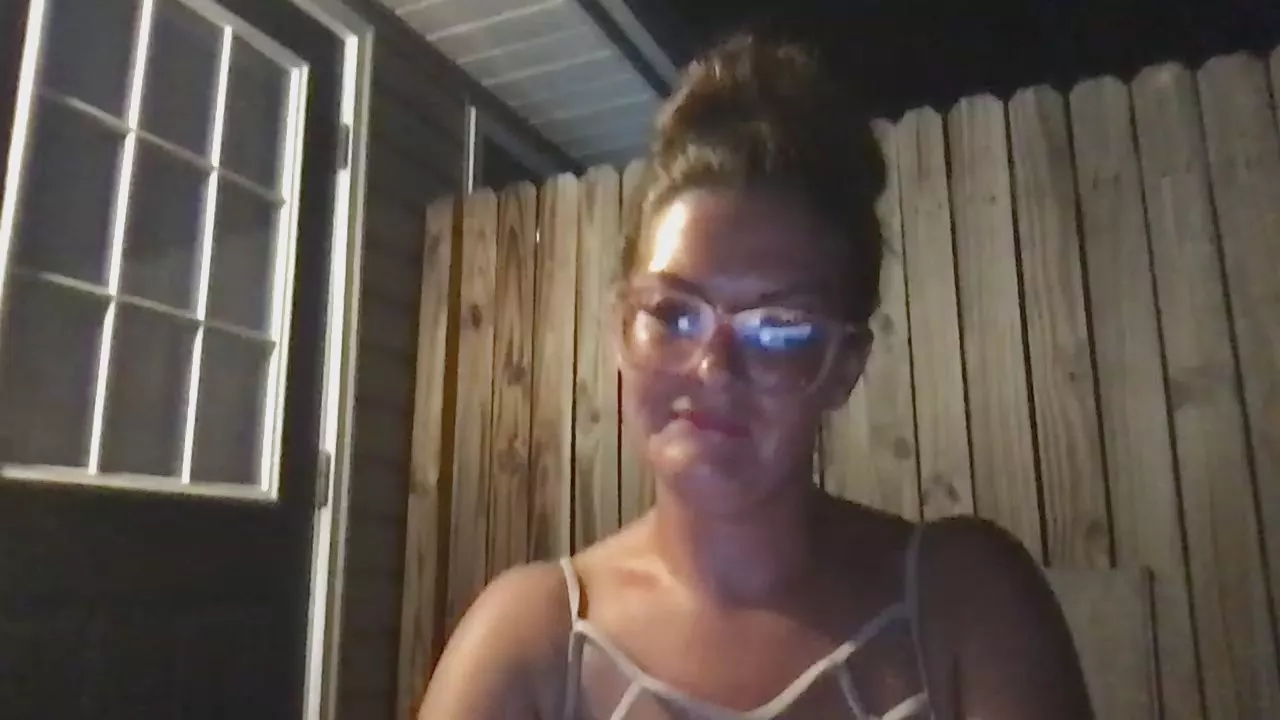 Offline Lynniexo on Cam4