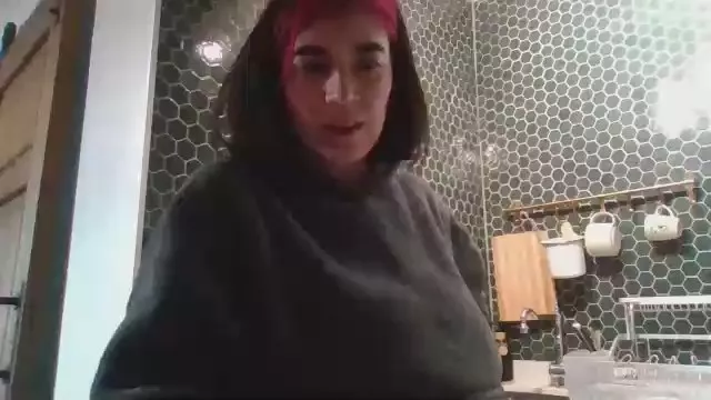 Madamepiaceri on Cam4 