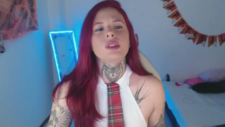 Offline Maddy_Vicius19 on Cam4