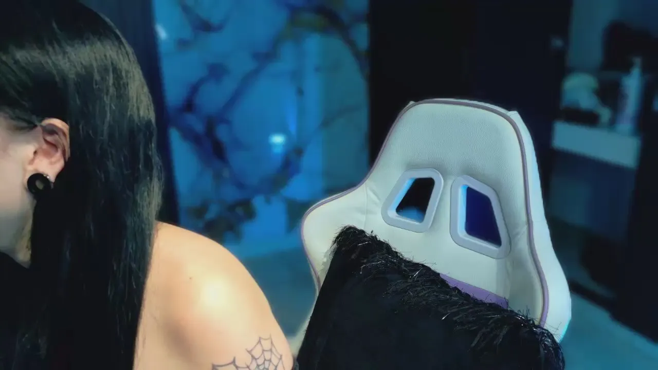 Offline madisonjackson on Cam4