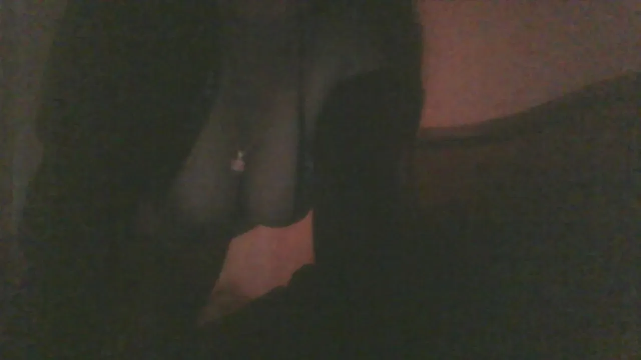 Offline makingmoneypra1 on Cam4